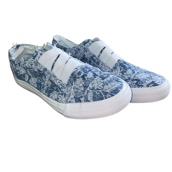 NIB Blowfish Marley Slip On sneakers🐡 Size 8.5 - Picture 2 of 5